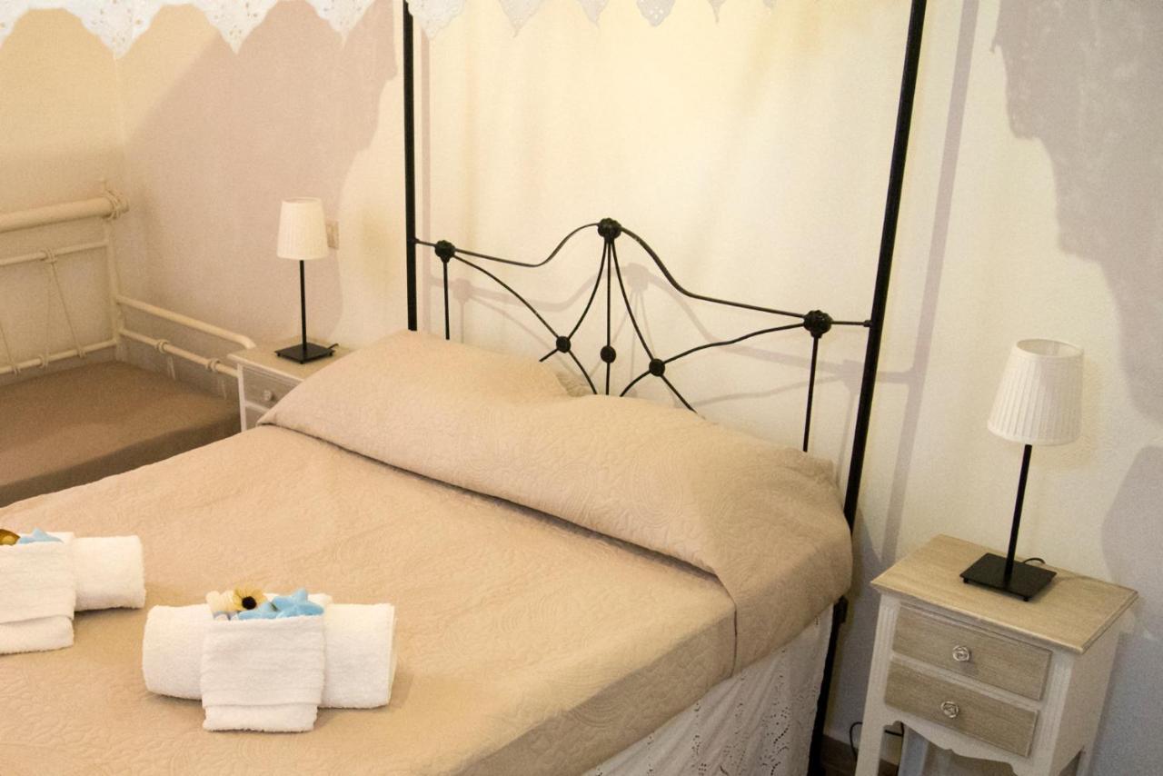 Kleanthe Otel Chalki Town Dış mekan fotoğraf