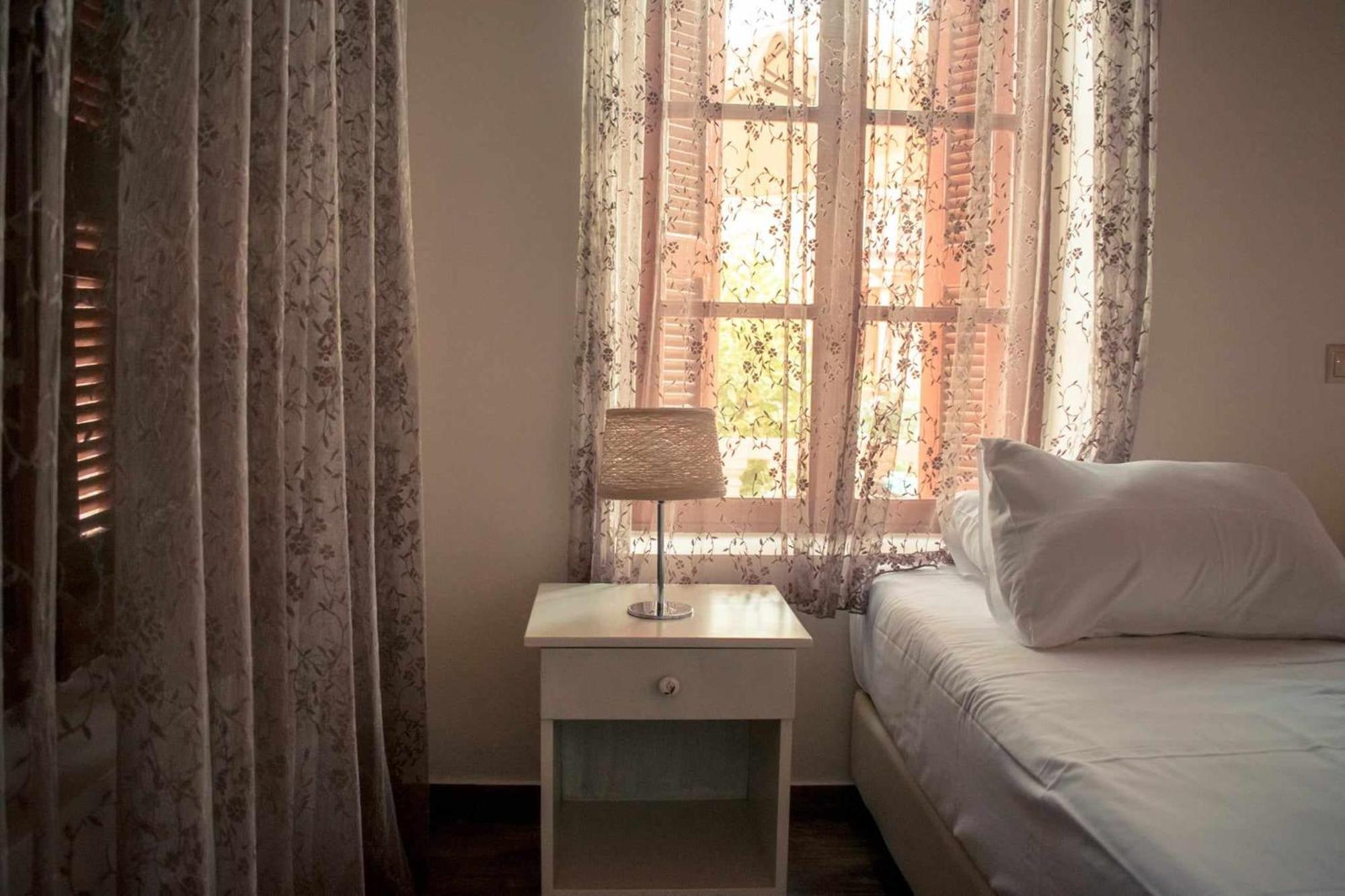 Kleanthe Otel Chalki Town Dış mekan fotoğraf